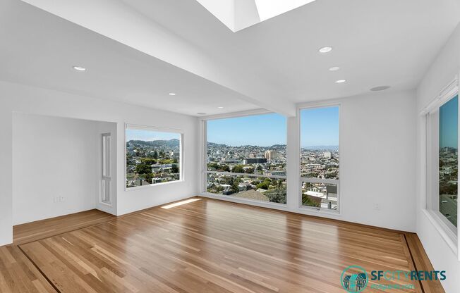 Bernal Heights: Remodeled Single Family Home w/ Views, Hot Tub & Solar Panels