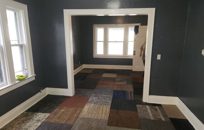 2 beds, 1 bath, 850 sqft, $950