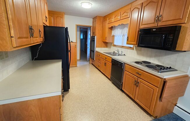 Charming 3-Bedroom Home on Spacious Land Just South of Ankeny