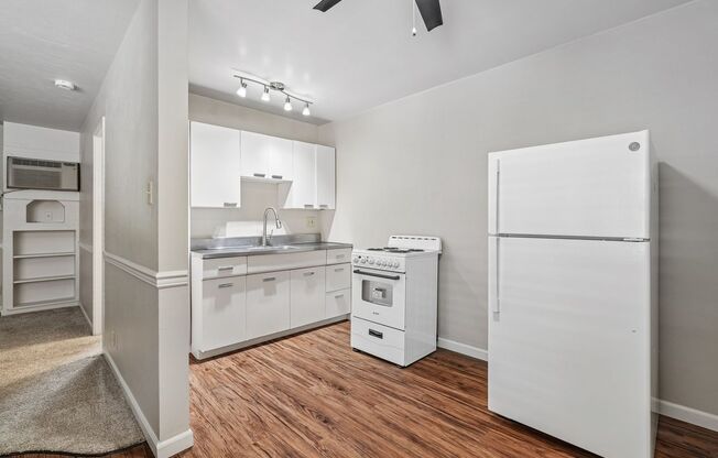 Studio, 1 bath, $1,550, Unit 107