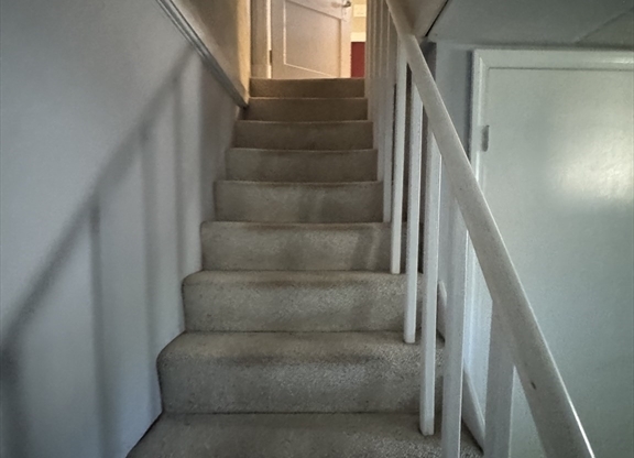 31 WESTON ST