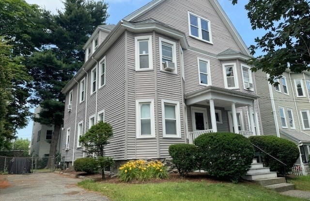 46 DUSTIN ST