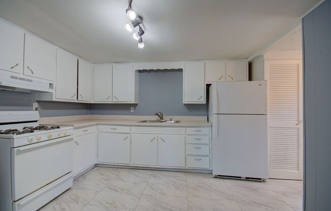 3 bd 2 ba ranch home Joliet