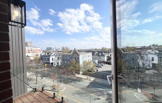 379 SOMERVILLE AVE