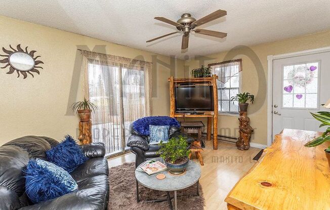 Charming Finch Arboretum Home