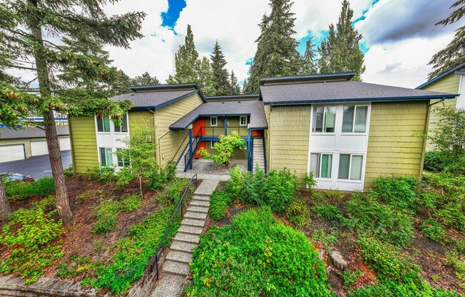 1 bed, 1 bath, 552 sqft, $1,685, Unit F06