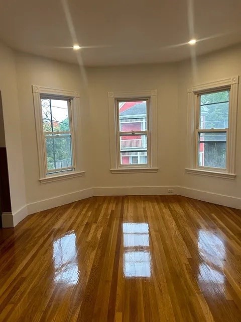 4 beds, 1 bath, 1,100 sqft, $3,800, Unit 2