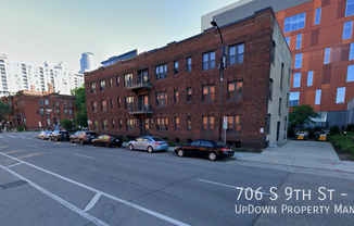 706 S 9 ST