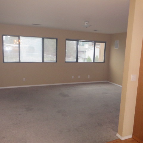 2 beds, 1 bath, $1,750