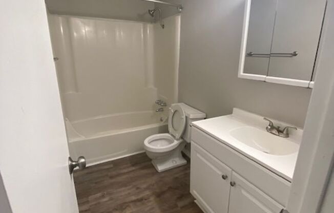 2 beds, 1.5 baths, 1,060 sqft, $1,445, Unit E2