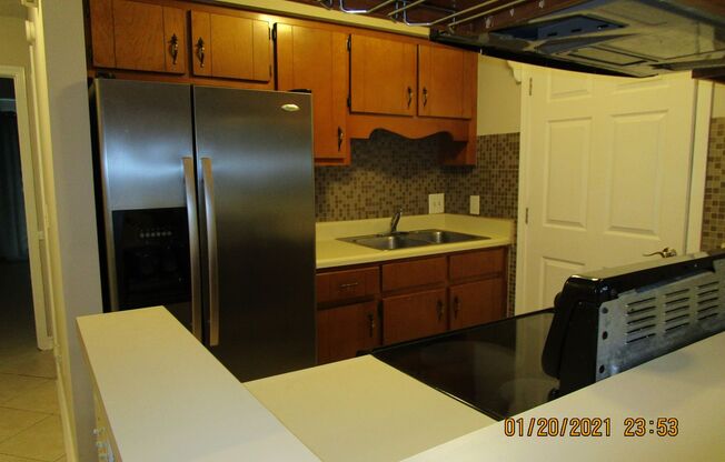 2 beds, 1.5 baths, $1,525