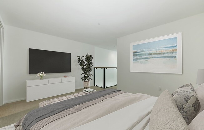 2 beds, 1.5 baths, 997 sqft, $3,950, Unit 719