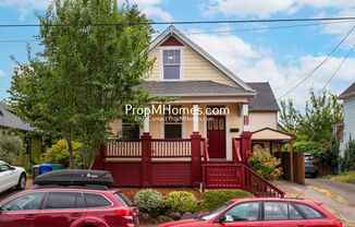 Charming King Neighborhood Retreat: Stylish, Spacious, and Pet-Friendly!