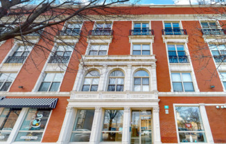 1 bed, 1 bath, $1,745, Unit C3