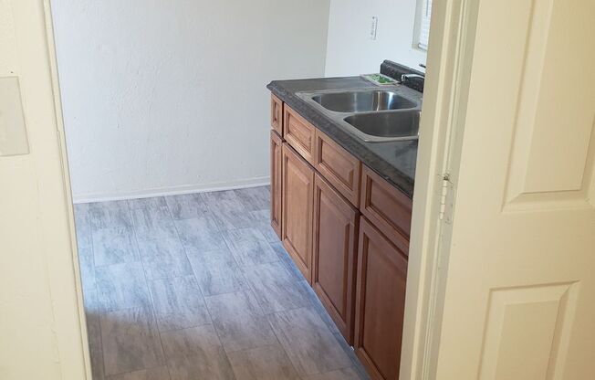 1 bed, 1 bath, 500 sqft, $1,395, Unit 7569