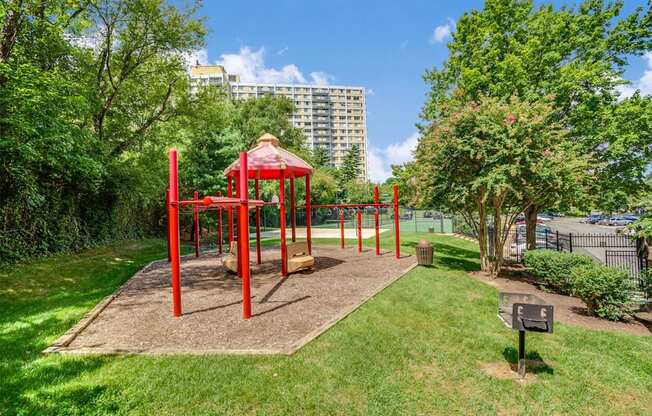 Luxury Apartments in Alexandria, VA - Lerner Excelsior Tower