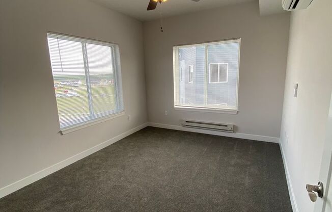 3 beds, 3.5 baths, 2,358 sqft, $3,200, Unit 4888-334