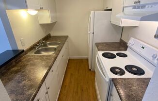 1 bed, 1 bath, 505 sqft, $575, Unit 827-Unit 19