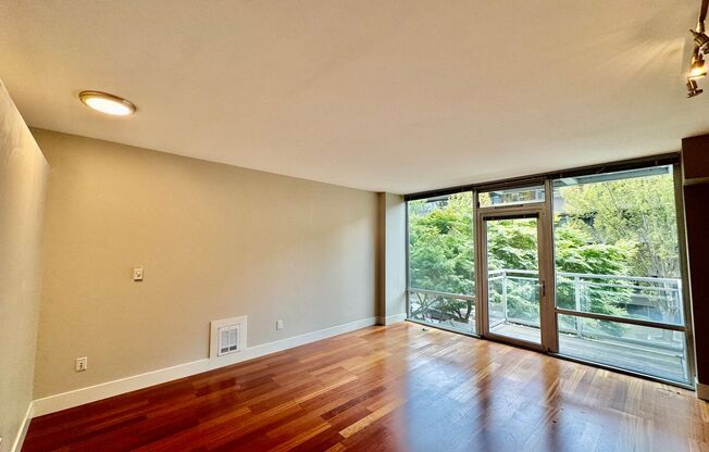 1 bed, 1 bath, $1,995