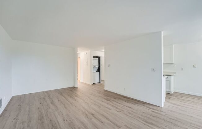 1 bed, 1 bath, 700 sqft, $1,695, Unit Unit 315