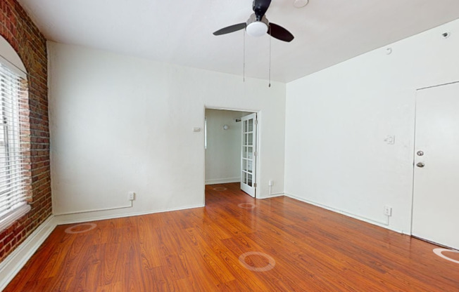 Studio, 1 bath, 352 sqft, $1,920, Unit 202