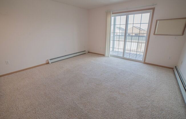 1 bed, 1 bath, 655 sqft, $895, Unit 800-305