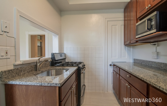 2056 N HALSTED
