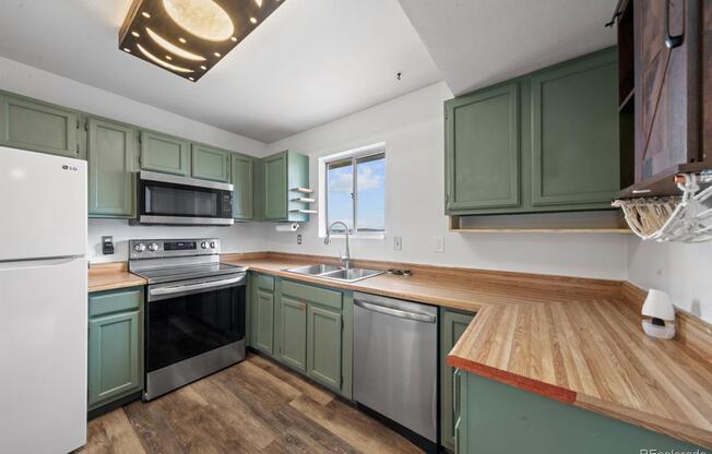 7444 CASA GRANDE CT