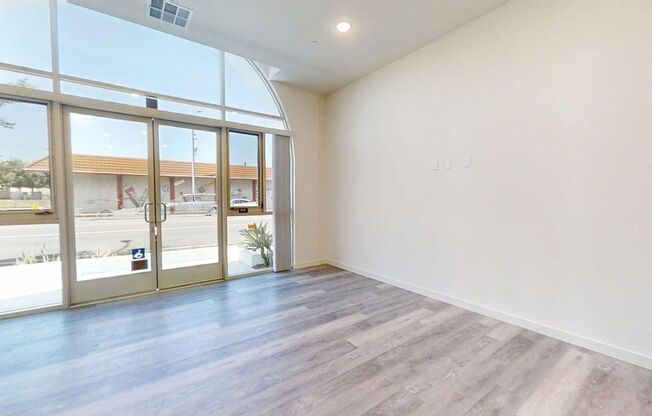Studio, 2 baths, 867 sqft, $2,795, Unit Live/Work Loft - B