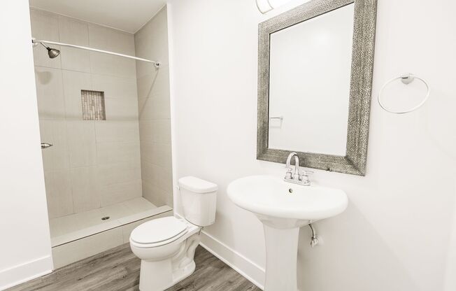 1 bed, 1 bath, 695 sqft, $1,898, Unit 105