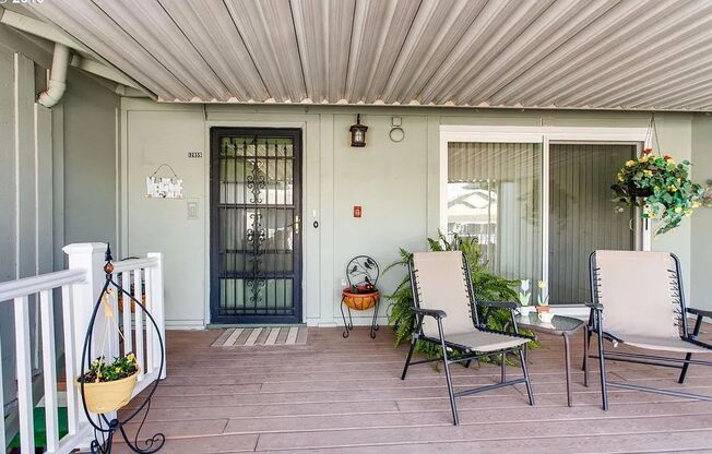 Updated Top-Floor 2 Bedroom Condo with Open Layout, Updated Kitchen & Spacious Balcony
