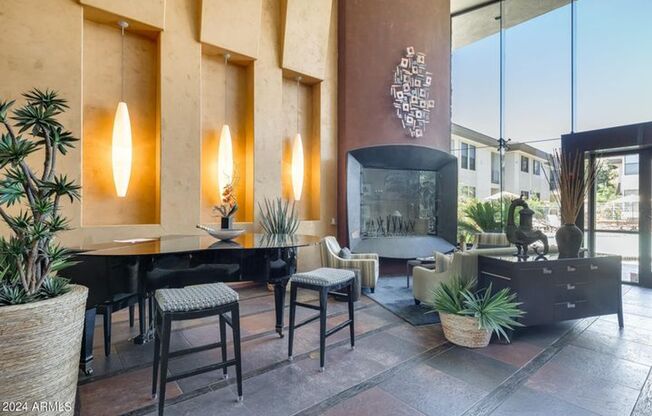 2 beds, 2 baths, $1,525, Unit UNIT 1116