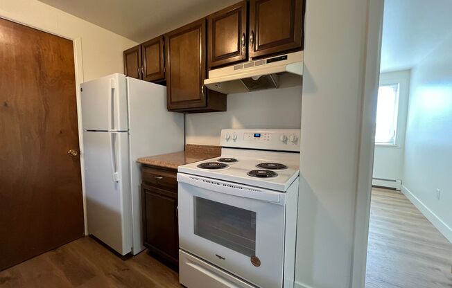 2 beds, 1 bath, 675 sqft, $1,395, Unit C5