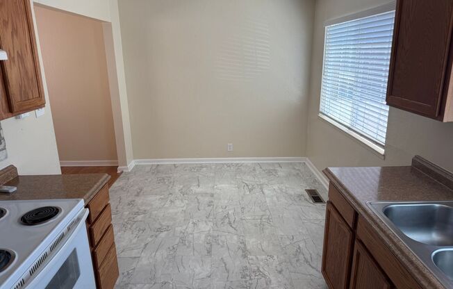 2225 Hillsborough Ct
