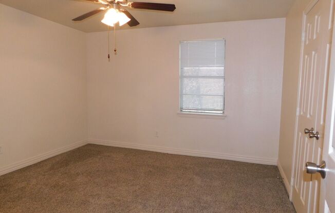 1 bed, 1 bath, 470 sqft, $695, Unit 203C