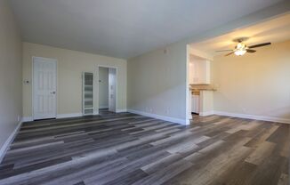 1 bed, 1 bath, $2,195, Unit 15
