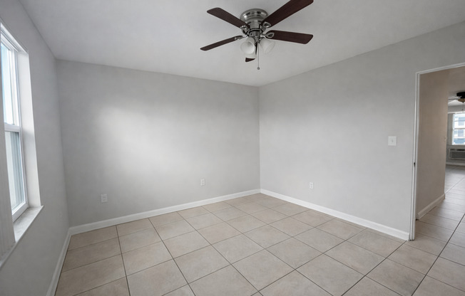 1 bed, 1 bath, 700 sqft, $1,695, Unit 2708 - 10C