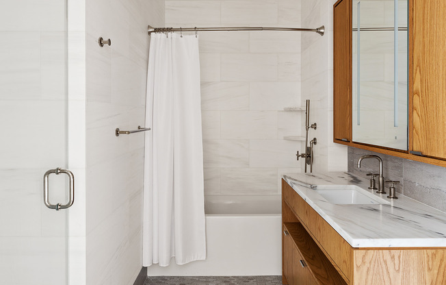 3 beds, 3 baths, 1,628 sqft, $20,000, Unit 22A