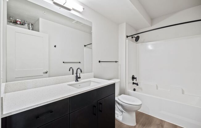 1 bed, 1 bath, 617 sqft, $2,175, Unit 513