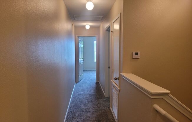 3 beds, 2.5 baths, $1,195, Unit 10818 Mathom Landing Unit 3