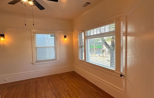 J Street (2221, 2223)