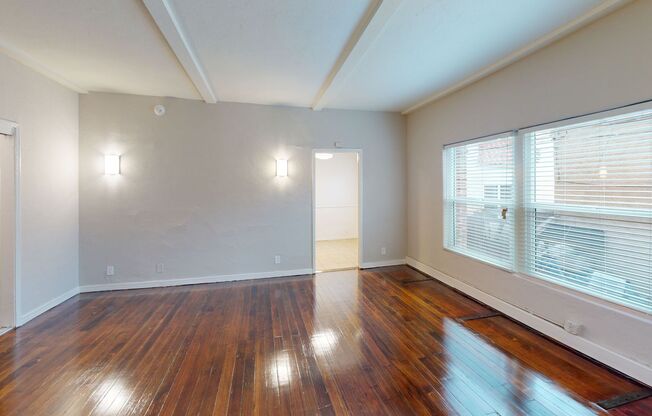 CCD - Country Club Dr. Apts.