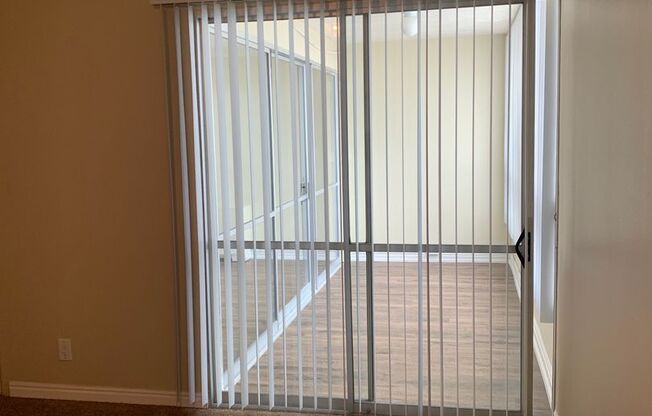 1 bed, 1 bath, 780 sqft, $1,130, Unit 606