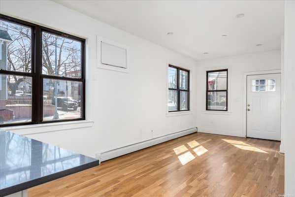 61 21 55 ST