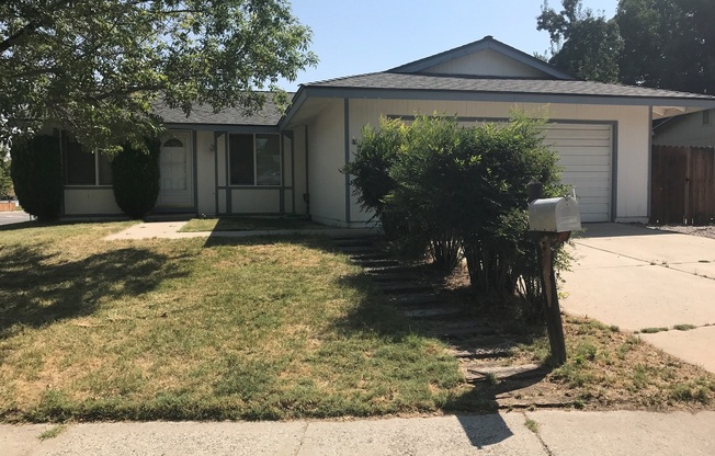 3 beds, 2 baths, $2,200