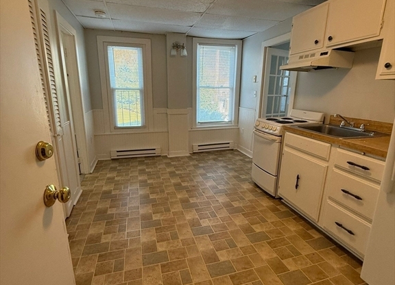 1 bed, 1 bath, $1,500, Unit 4