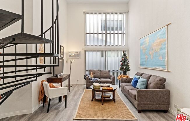 2 beds, 1 bath, 829 sqft, $3,499, Unit 328
