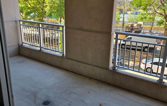 1 bed, 1 bath, 995 sqft, $1,850, Unit 202