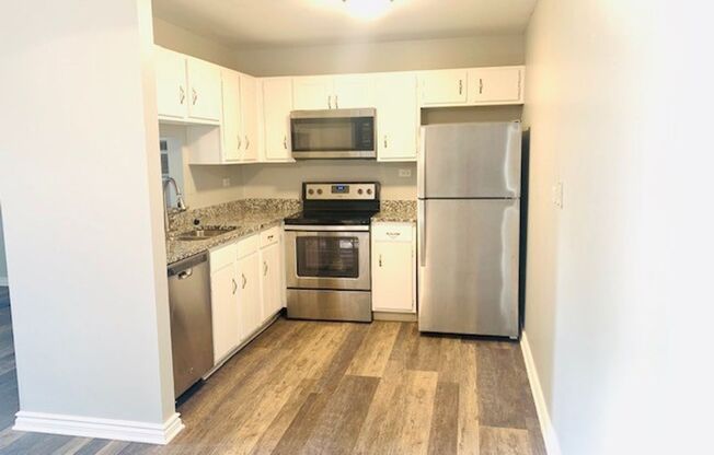 1 bed, 1 bath, 682 sqft, $1,335, Unit 111