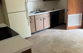 Lovell Road Apartment